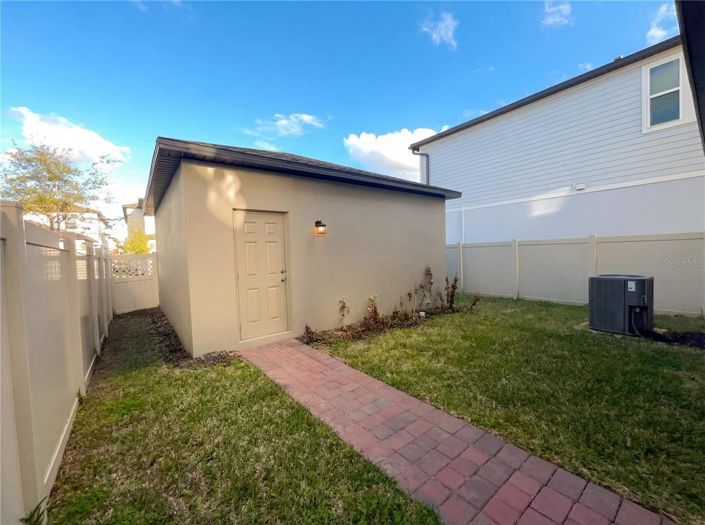 Image No.17-3 Bed House for sale