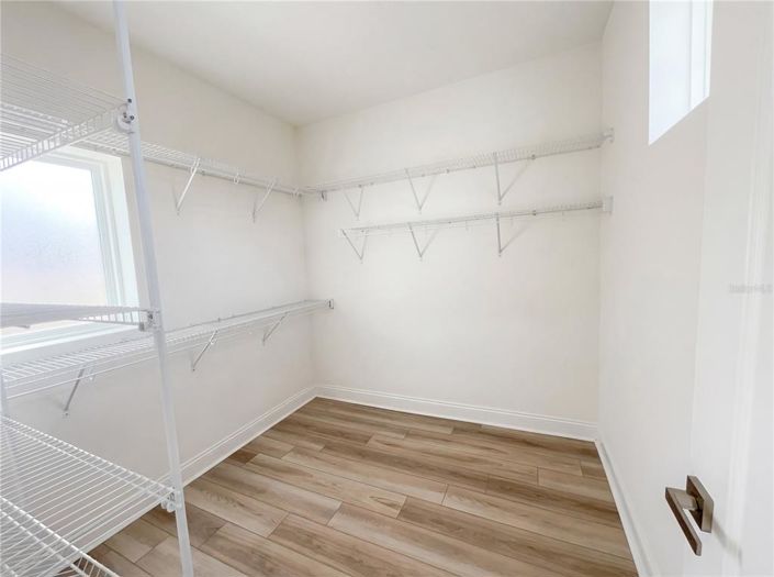 Image No.32-3 Bed House for sale