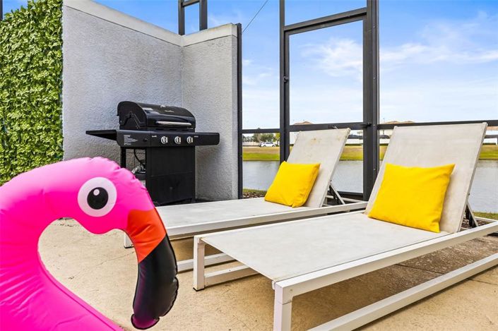 Image No.40-5 Bed Townhouse for sale