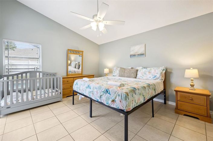 Image No.15-4 Bed House for sale