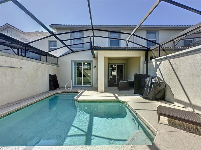 Image No.20-4 Bed Townhouse for sale