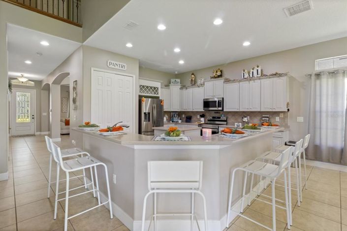 Image No.12-4 Bed House for sale