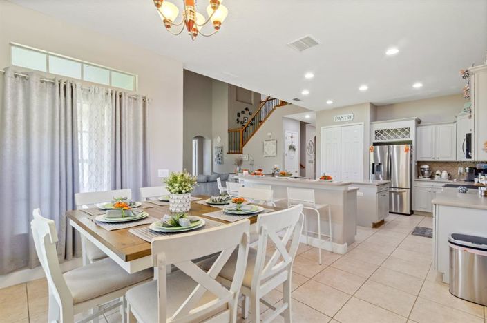 Image No.17-4 Bed House for sale