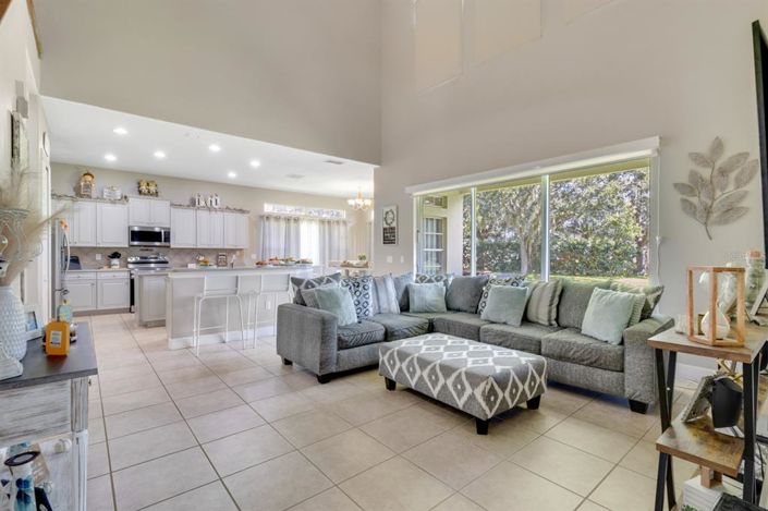 Image No.21-4 Bed House for sale