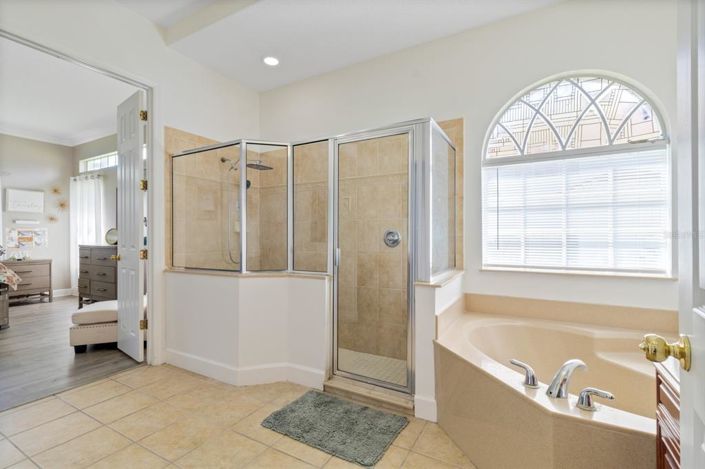 Image No.28-4 Bed House for sale