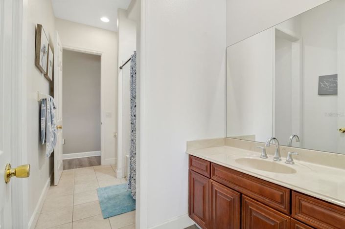 Image No.40-4 Bed House for sale