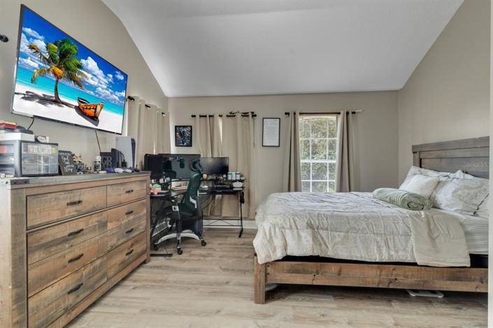 Image No.41-4 Bed House for sale