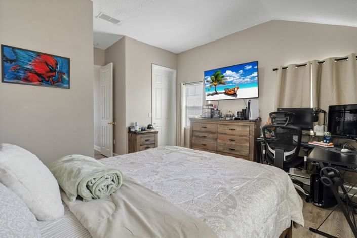 Image No.42-4 Bed House for sale