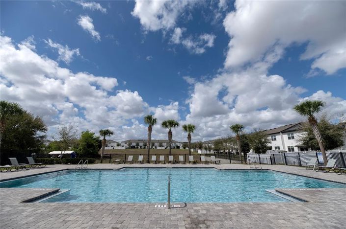 Image No.24-3 Bed Townhouse for sale