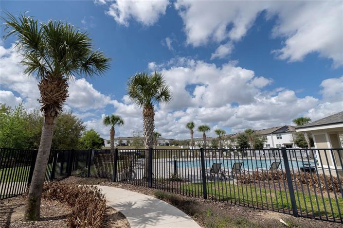 Image No.38-3 Bed Townhouse for sale