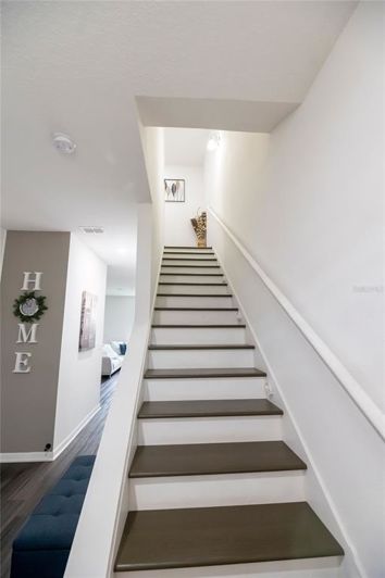 Image No.7-3 Bed Townhouse for sale