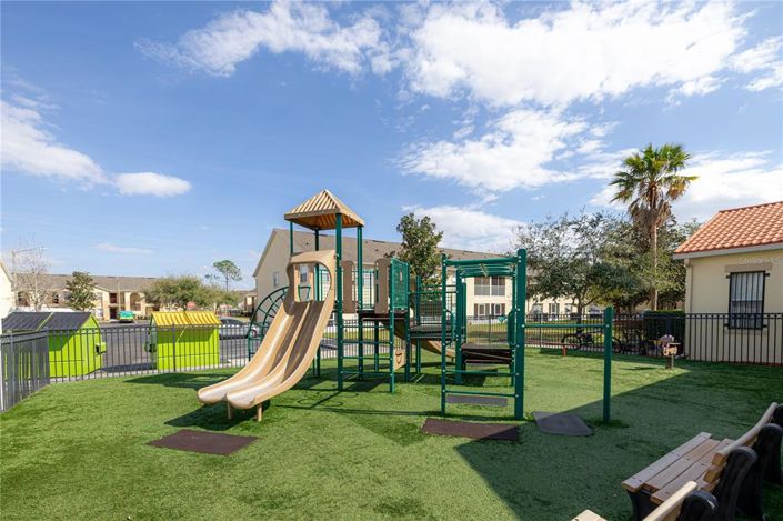 Image No.37-3 Bed Apartment for sale