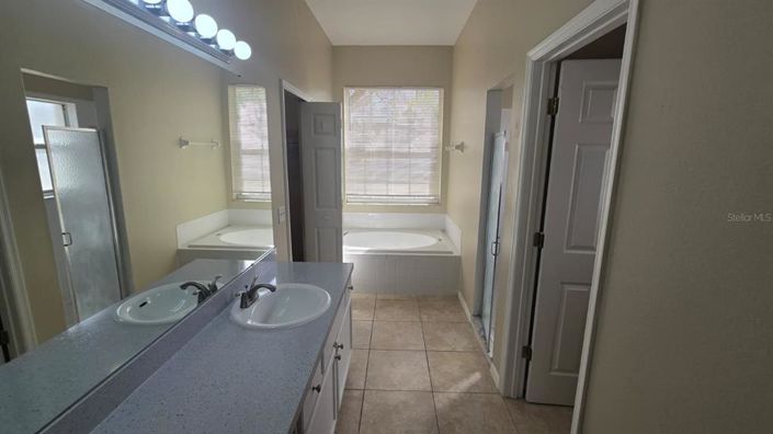 Image No.7-3 Bed House for sale