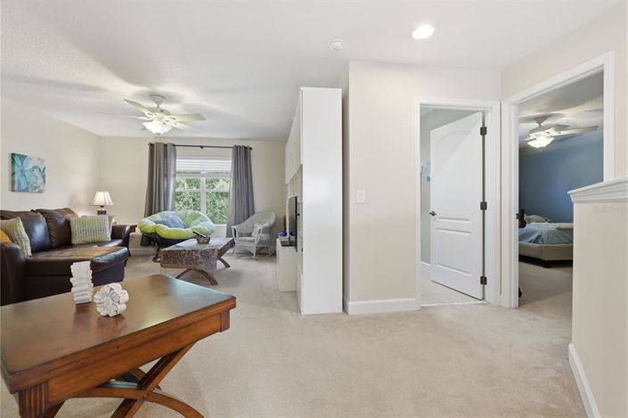 Image No.34-6 Bed House for sale