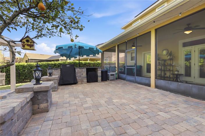 Image No.56-6 Bed House for sale