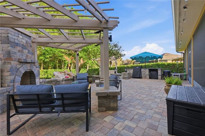 Image No.60-6 Bed House for sale