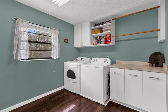 Image No.21-3 Bed House for sale