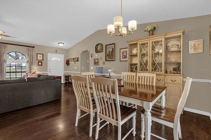 Image No.7-3 Bed House for sale