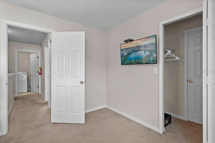 Image No.17-3 Bed Townhouse for sale