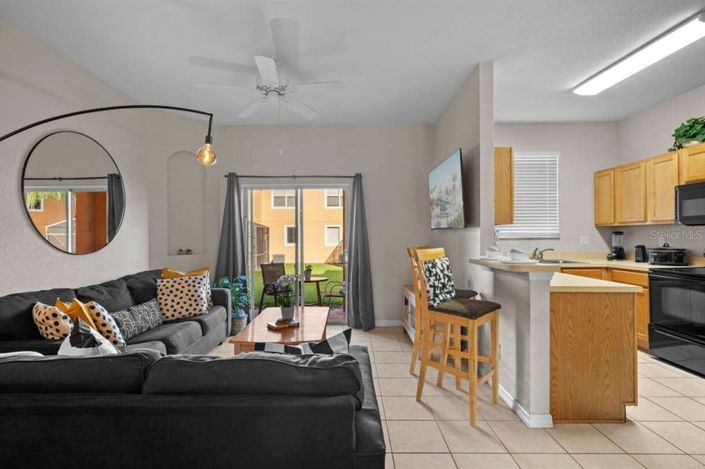 Image No.8-3 Bed Townhouse for sale