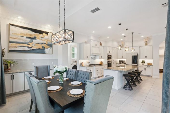 Image No.10-5 Bed House for sale