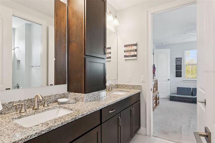 Image No.32-5 Bed House for sale