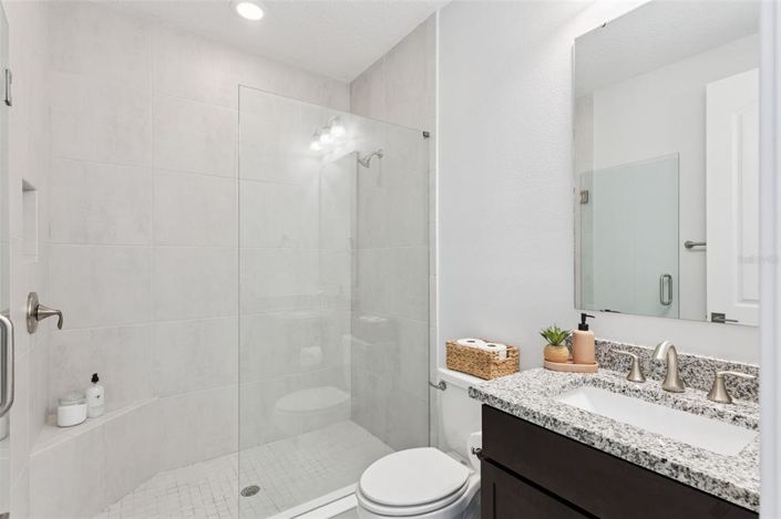 Image No.36-5 Bed House for sale