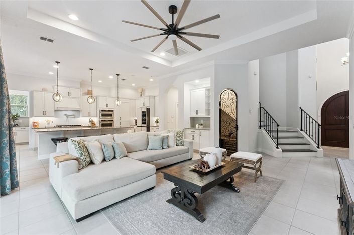 Image No.7-5 Bed House for sale