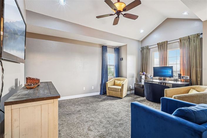 Image No.29-6 Bed House for sale