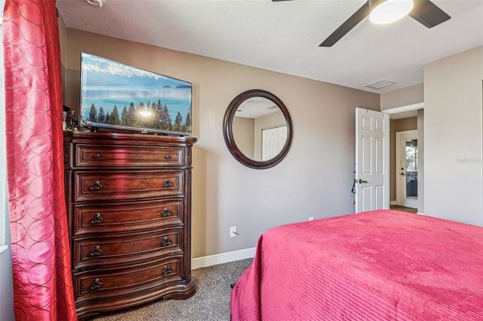 Image No.32-6 Bed House for sale