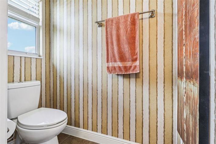 Image No.36-6 Bed House for sale