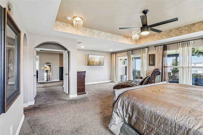 Image No.39-6 Bed House for sale