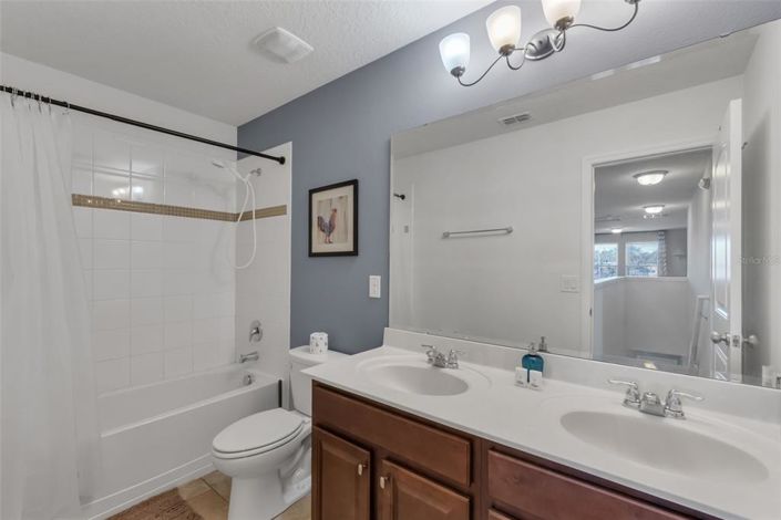 Image No.31-6 Bed House for sale