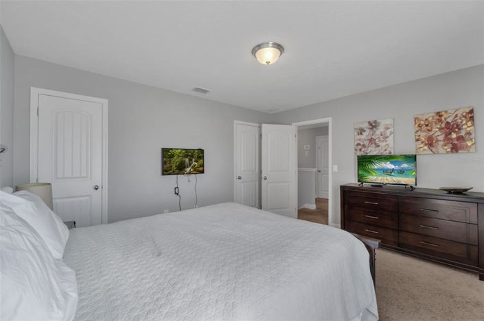 Image No.32-6 Bed House for sale