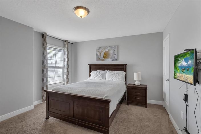 Image No.33-6 Bed House for sale