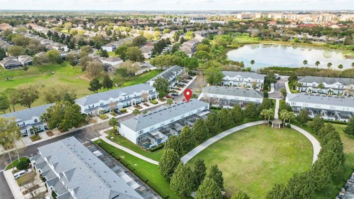 Image No.28-3 Bed Townhouse for sale