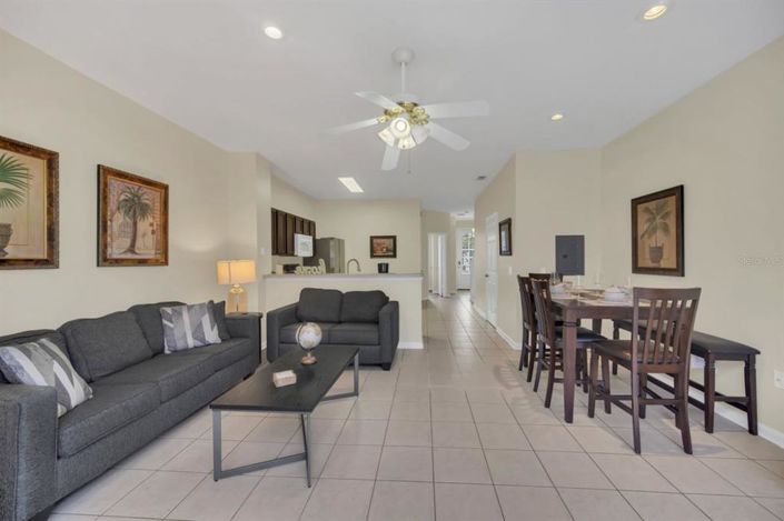 Image No.9-3 Bed Townhouse for sale