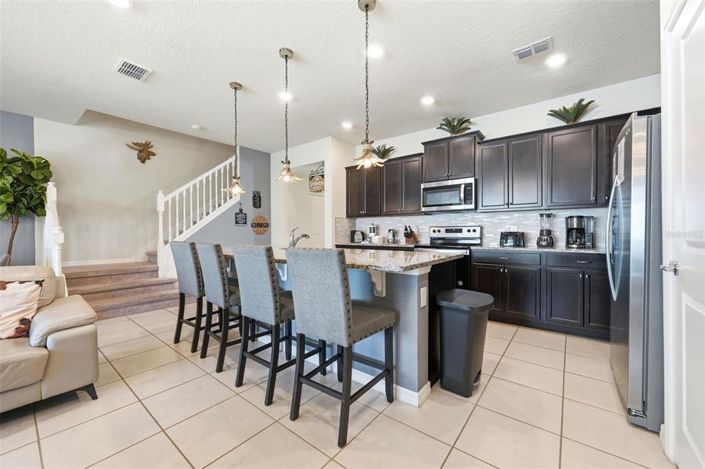 Image No.2-Maison de ville de 5 chambres à vendre à Saint John