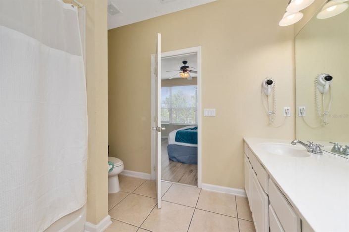 Image No.6-3 Bed Townhouse for sale