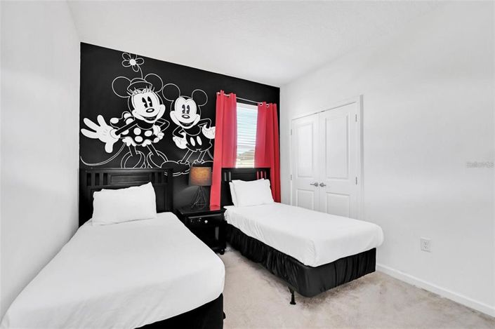 Image No.21-8 Bed House for sale