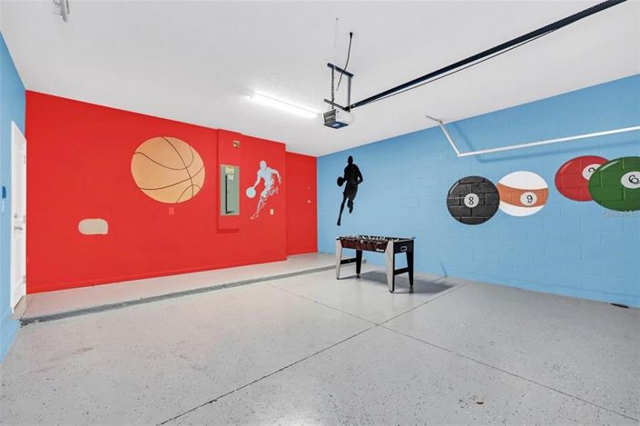 Image No.31-8 Bed House for sale