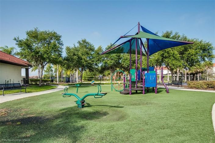 Image No.42-8 Bed House for sale