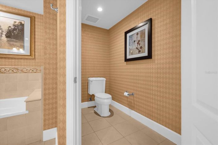 Image No.25-1 Bed Apartment for sale