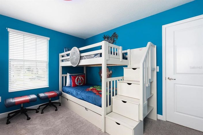 Image No.25-8 Bed House for sale