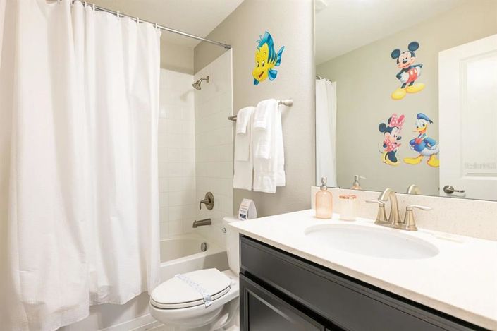 Image No.28-8 Bed House for sale