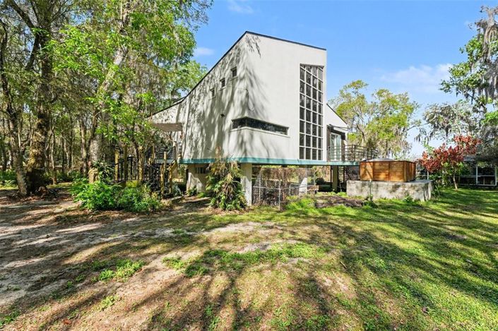 Image No.17-2 Bed House for sale