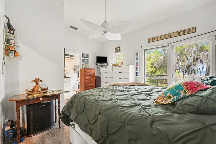 Image No.8-2 Bed House for sale