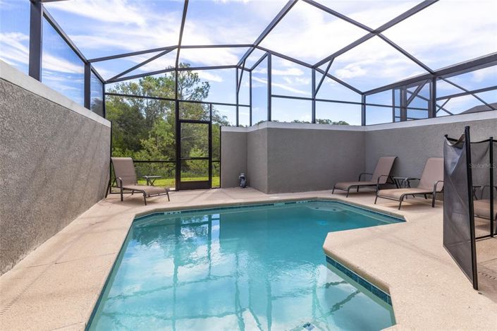 Image No.2-Maison de ville de 5 chambres à vendre à Saint John