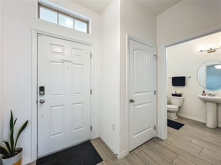 Image No.10-3 Bed House for sale