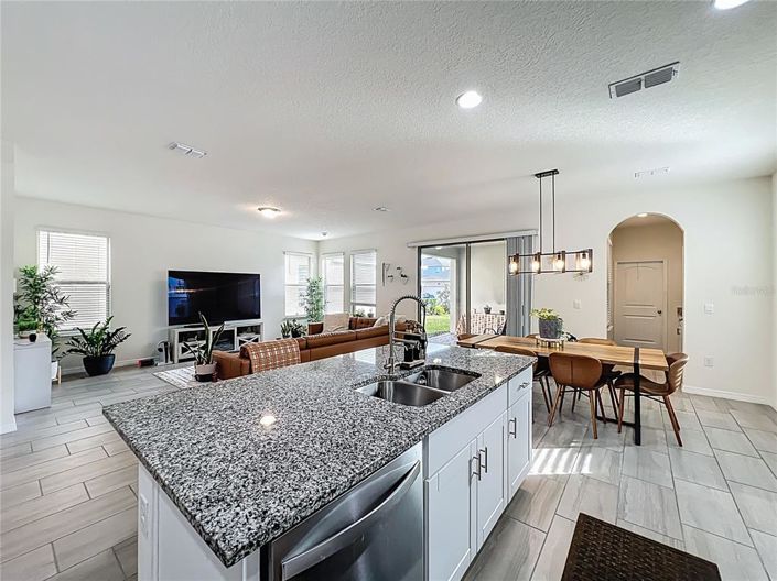 Image No.18-3 Bed House for sale